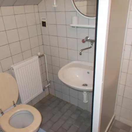 Tara Guest house *