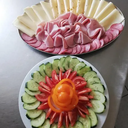 Tara Teplice nad Metují