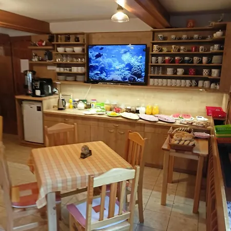 Tara Guest house *